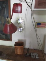 longaberger basket,light & items