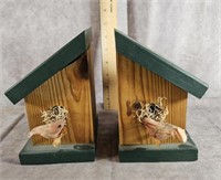 WOOD BIRDHOUSE BOOKENDS