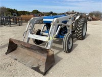 Ford Tractor w/GB Loader & Bucket