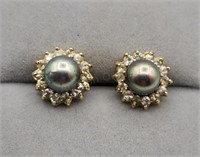 14k Black Pearl Diamond Pierced Earrings Makes