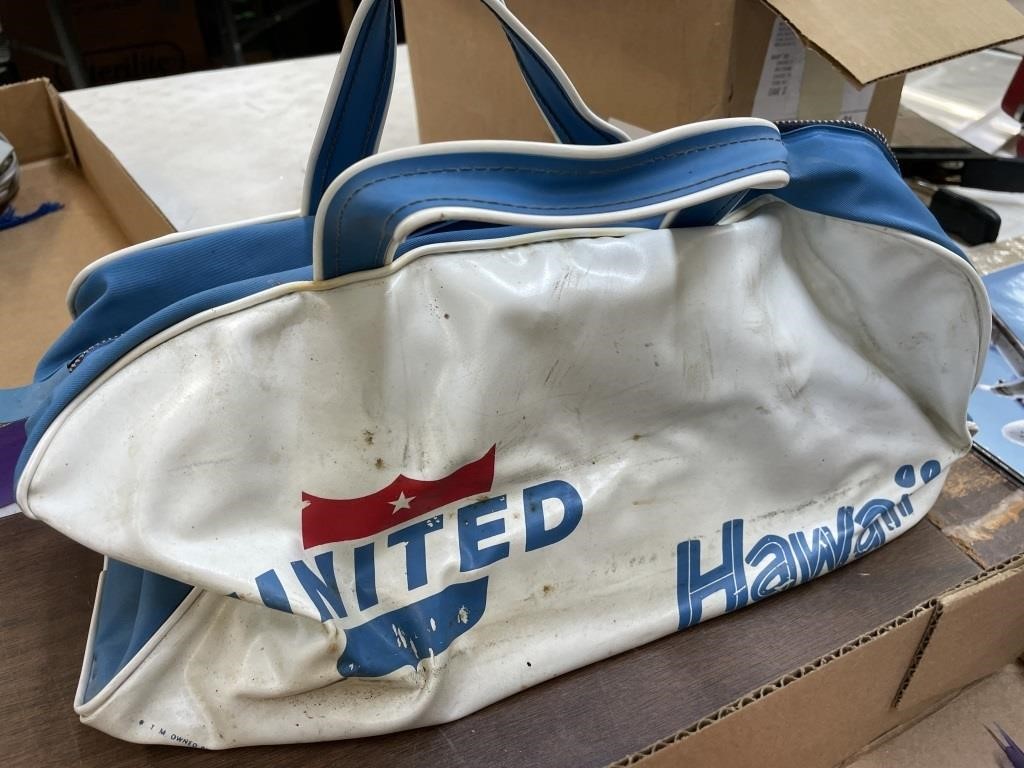 United Hawaii carry on bag
