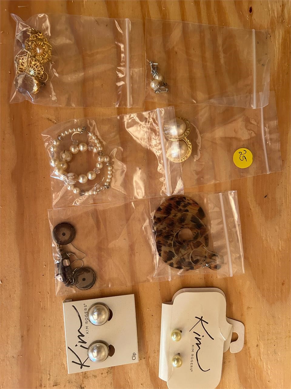 (8) Pairs of Earrings - variety styles