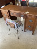 Vtg desk/vanity w/small metal seat. Backrest