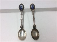 Pair Of Plated Silver Dutch Spoons With 5 Grams