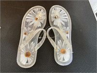 New Super Cute Jelly Flip Flops Sz 7