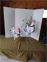 2 metal chickens