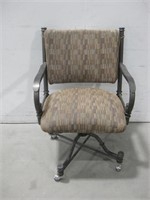 23"x 18"x 35" Vtg Metal Framed Rolling Chair