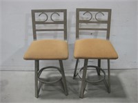 Two16.5"x 16"x 13" Vtg Swivel Chairs