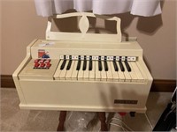 Norske Chord Selection Electric Organ