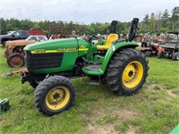 John Deere 4700 HST tractor