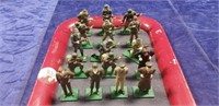 Tray Of (16) Metal Military Figurines