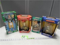 Brett Favre Starting Line up figure and 3 Headline