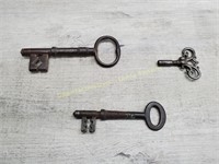 Prison (?) Keys + Clock Key