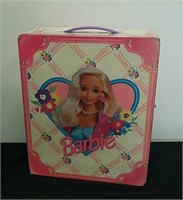Plastic vintage Barbie case with Barbies and