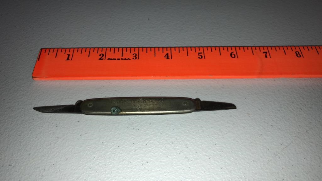Vintage Monroe Hardware Pocket Knife