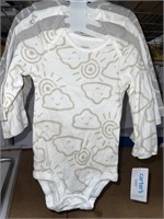 CARTERS BABY CLOTHES SET 12MOS RETAIL $30
