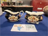 PAIR OF ROYAL ALBERT HIERLOOM CHINA PIECES