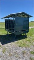 FARMCO HF series covered slow hay feeder 8’ X 6’