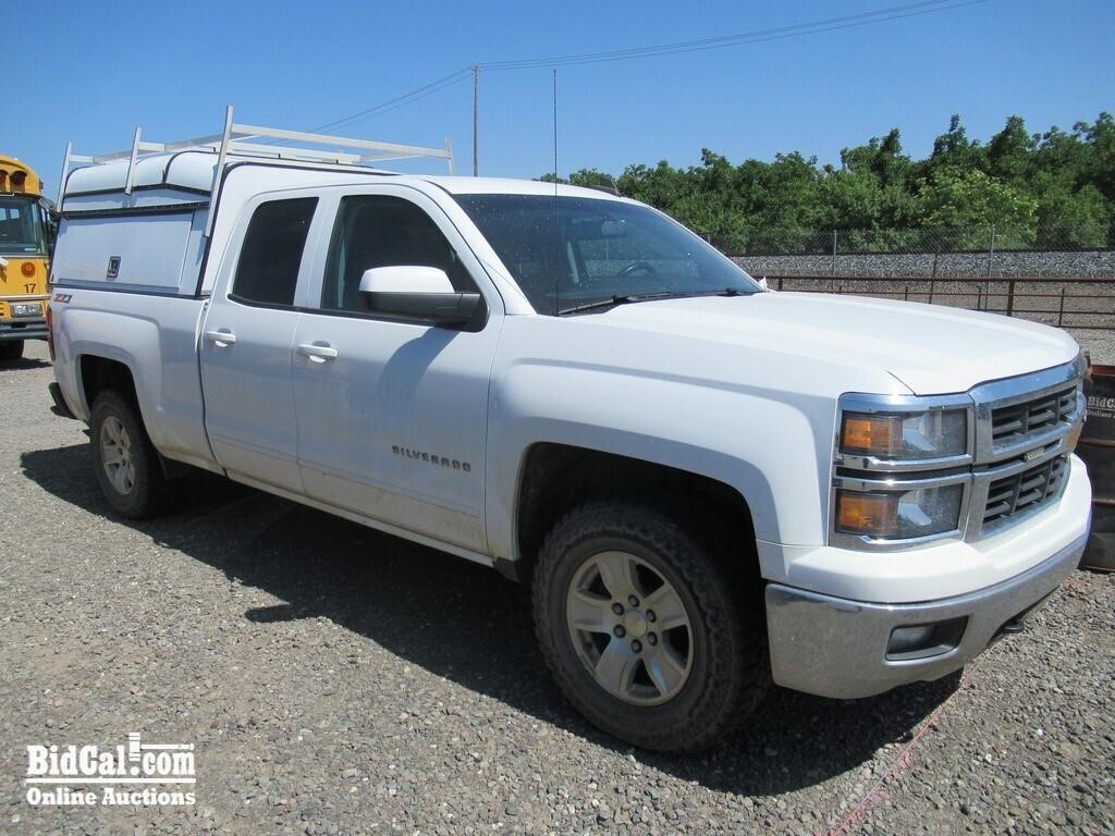 (DMV) 2015 Chevrolet Silverado 1500 Z71 Pickup