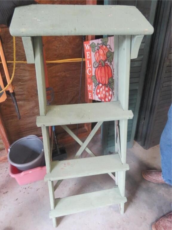 GREEN PAINTED STEPLADDER