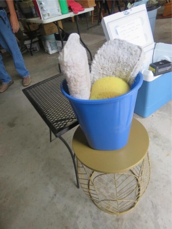 SIDE TABLES, WASTE CANS, CAR WASH SUPPLIES