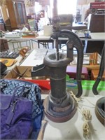 RANCH CRAFT ORIGINAL CAST IRON PUMP LAMP