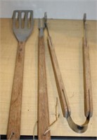 3 PIECE SET OF LONG WOOD HANDLED GRILL UTENSILS