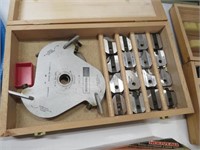 Craftsman molding head and cutters
