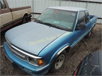 1994 Chevrolet S-10 pickup 1GCCS19Z8R8209273 Blue