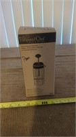 PAMPERED CHEF MEASURE MIX AND POUR