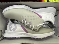 Footjoy women’s golf shoe size 10 medium