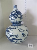 ORIENTAL 14" HIGH BLUE & WHITE PORCELAIN VASE