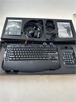 Computer Gaming System with 2 Games Untested