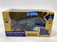 Ertl New Holland radio control tractor