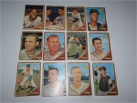 Lot of 12 1962 Topps Baseball Cards