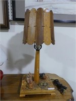 UNSIGNED FOLK ART TABLE LAMP