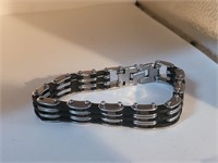 Stainless bracelet