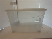 Clear tote