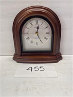 Linden Quartz Desk Clock