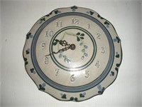 Crock Clock  10 inches