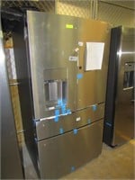 GE Profile SS Refrigerator Mod. PVD28BYNCFS