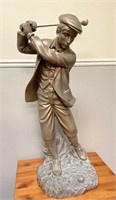 Vieille statue de golf en plâtre 29po