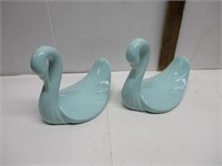 Early Swan Figurines