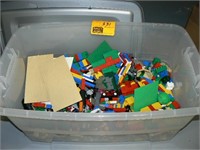 HUGE TOTE FULL OF LEGOS AND MEGA BLOCKS, 4 LEGO