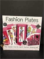 Fashion Plates Deluxe drawing set