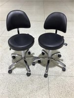 2 rolling desk chairs