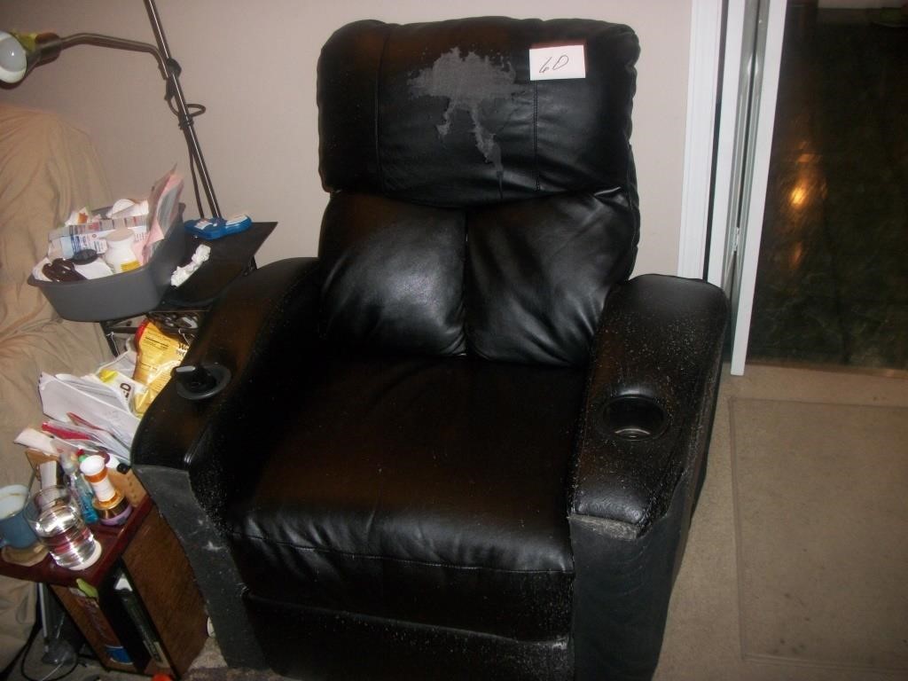 ELECTRIC RECLINER, LIL DAMAGE TO CLOTH