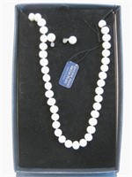 Fresh Water Pearl Necklace & Earring Set