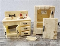 Vintage Plastic Doll House Kitchen Set!