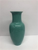 Fenton design vase